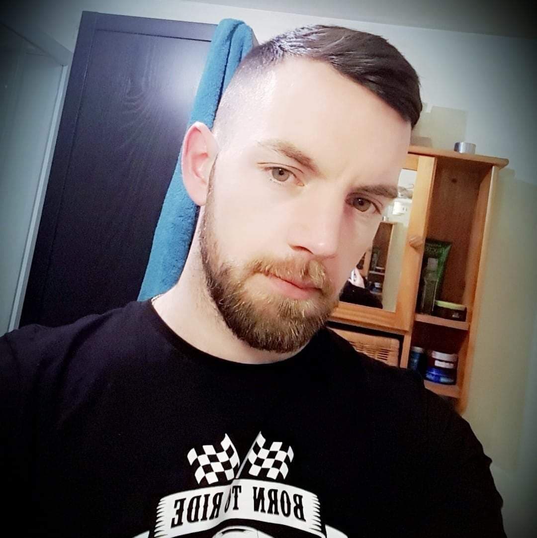 Profil de Ryad, 36 ans, Rencontre célibataire à Breno (Tessin)