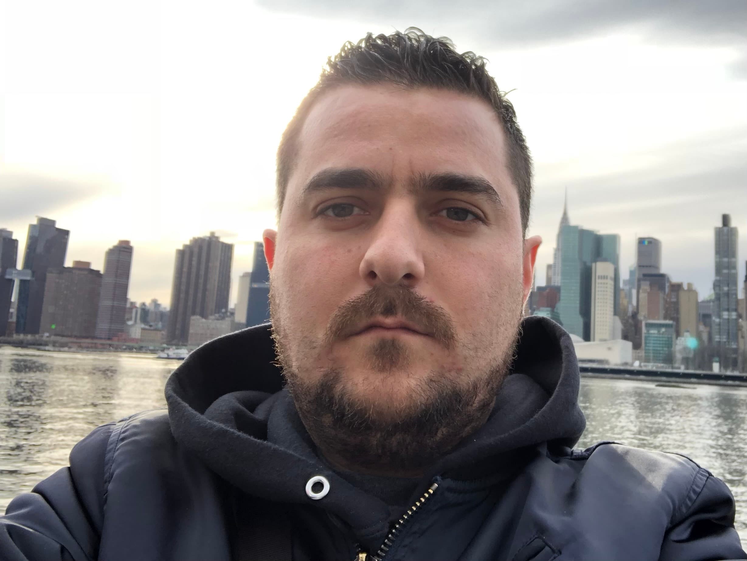 Profil de Junayd, 31 ans, Rencontre célibataire à Cureggia (Tessin)