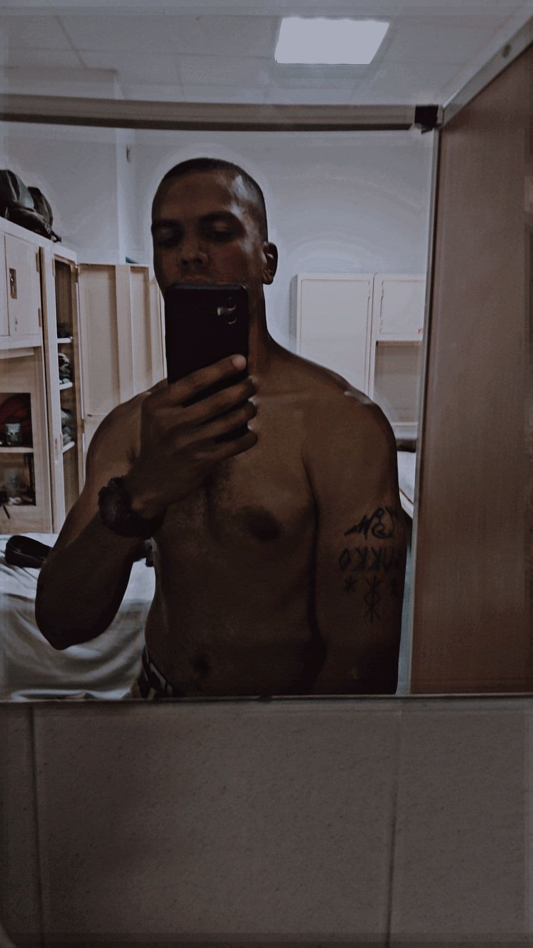 Profil de Eloann, 40 ans, Rencontre célibataire à Valchava (Grisons)