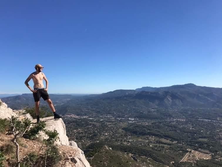 Profil de Bayan, 19 ans, Rencontre célibataire à Giebenach (Bâle-Campagne)