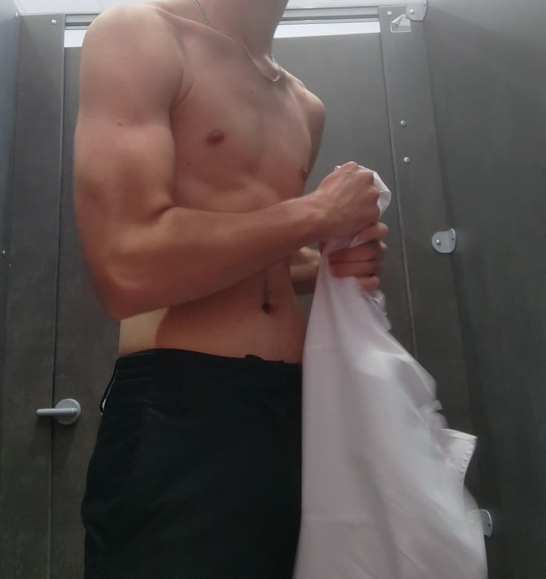 Profil de Assim, 20 ans, Rencontre célibataire à Wiggen (Lucerne)