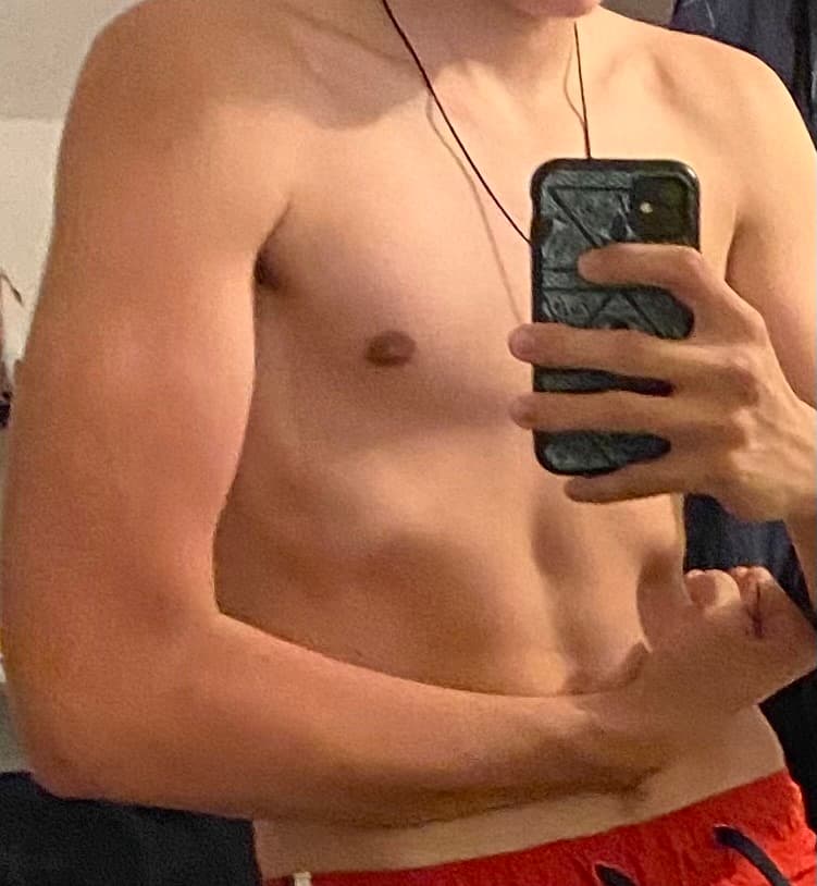 Profil de Anthony, 25 ans, Rencontre célibataire à Davesco-Soragno (Tessin)