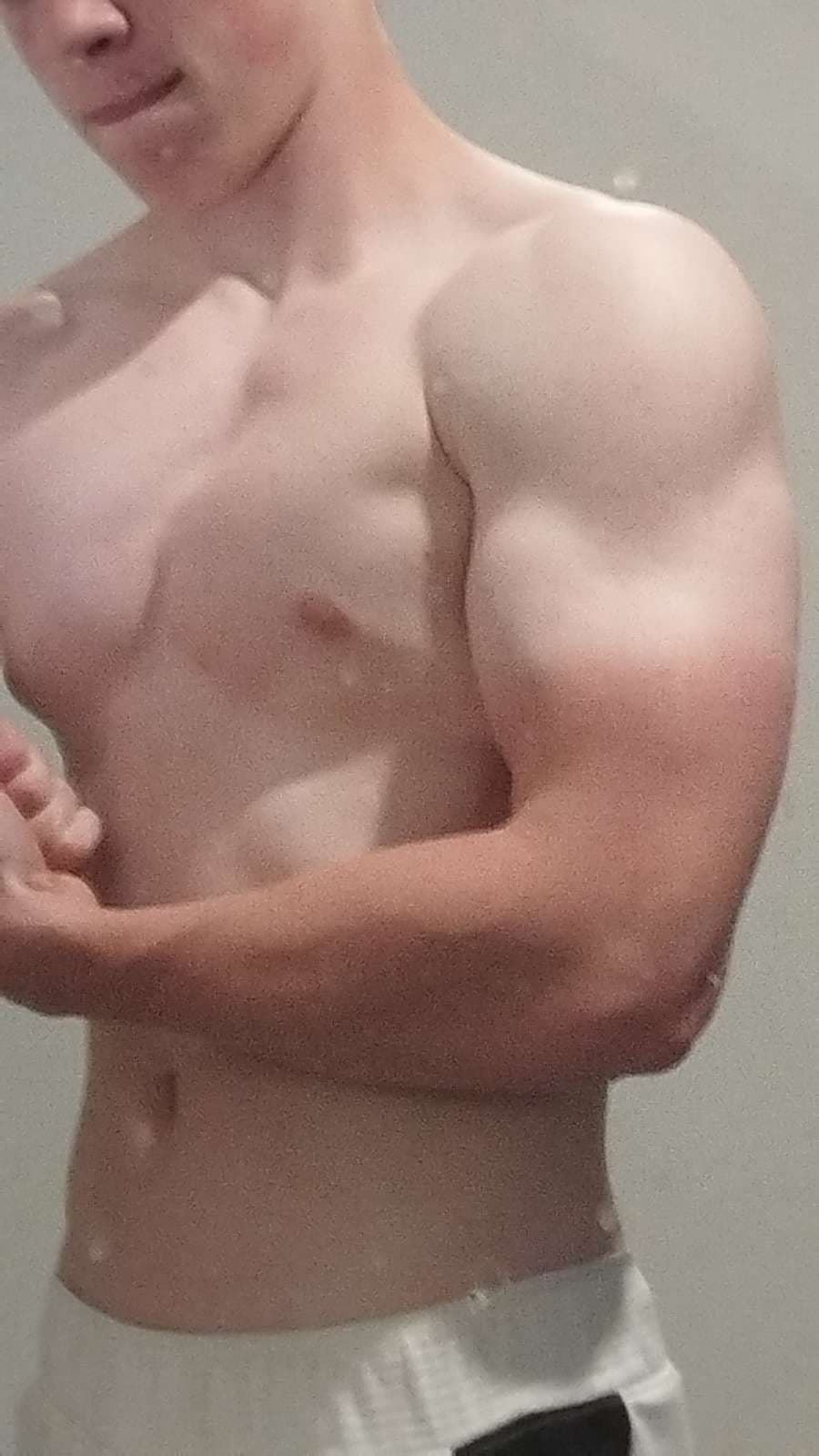 Profil de Mamoudou, 25 ans, Rencontre célibataire à Thielle (Neuchâtel)