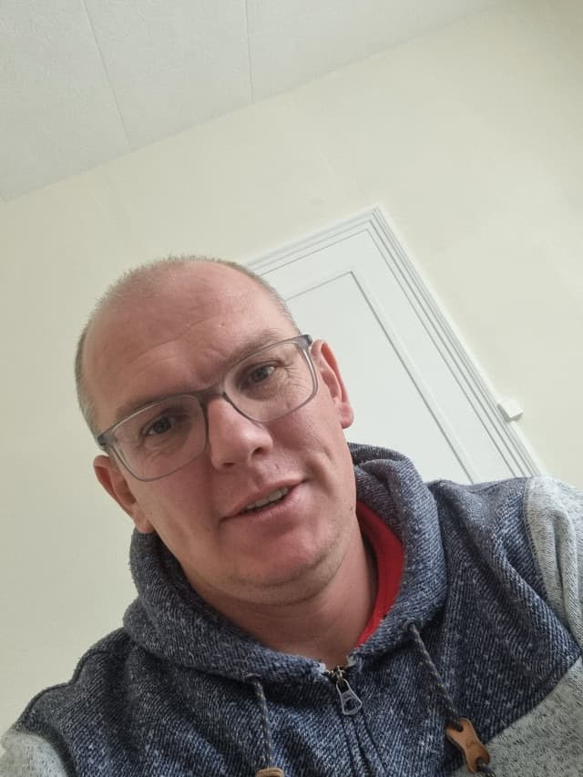 Profil de Tayron, 22 ans, Rencontre célibataire à Pizy (Vaud)