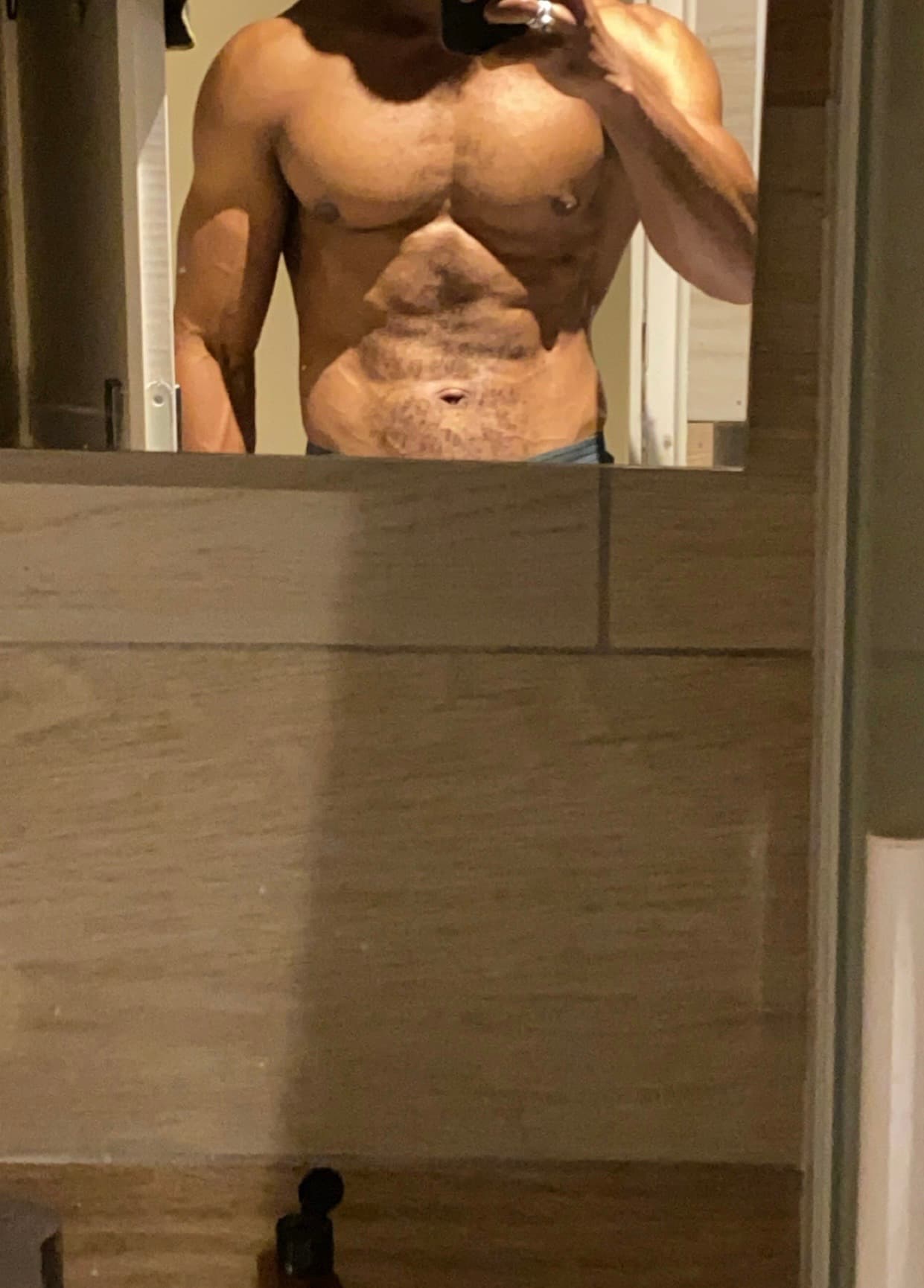 Profil de Aden, 24 ans, Rencontre célibataire à Passugg (Grisons)