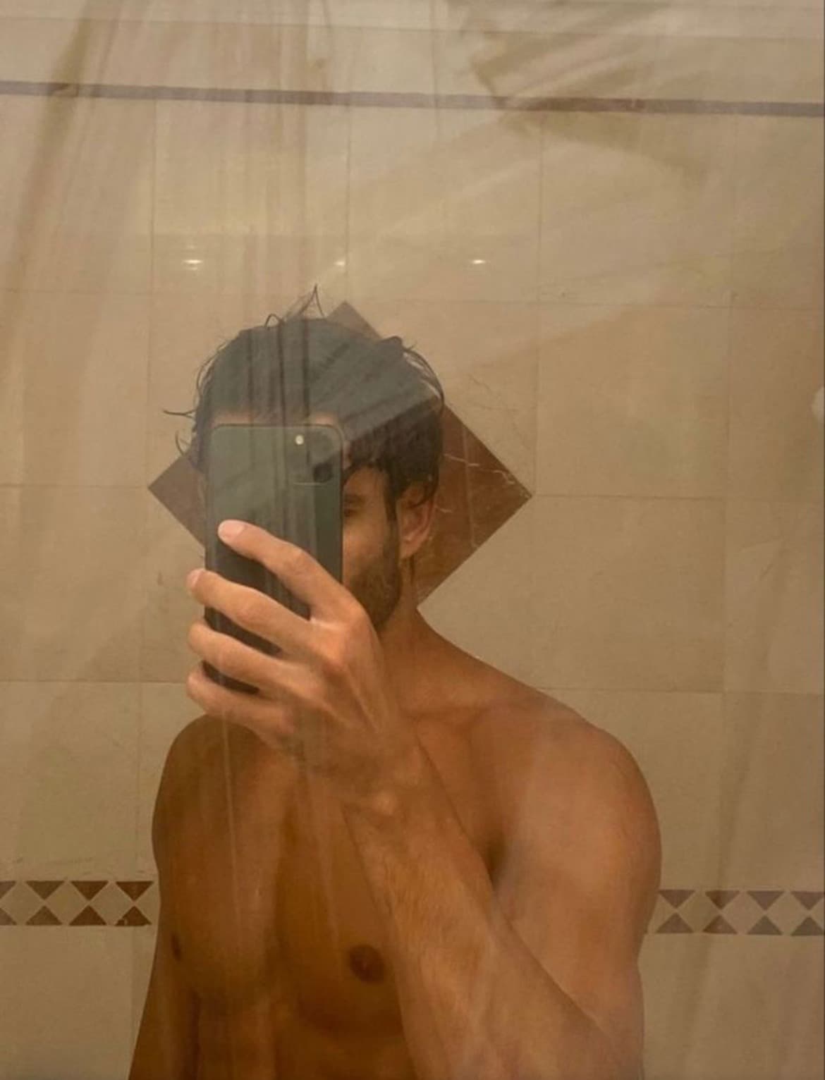 Profil de Andrew, 20 ans, Rencontre célibataire à Collonge-Bellerive (Genève)