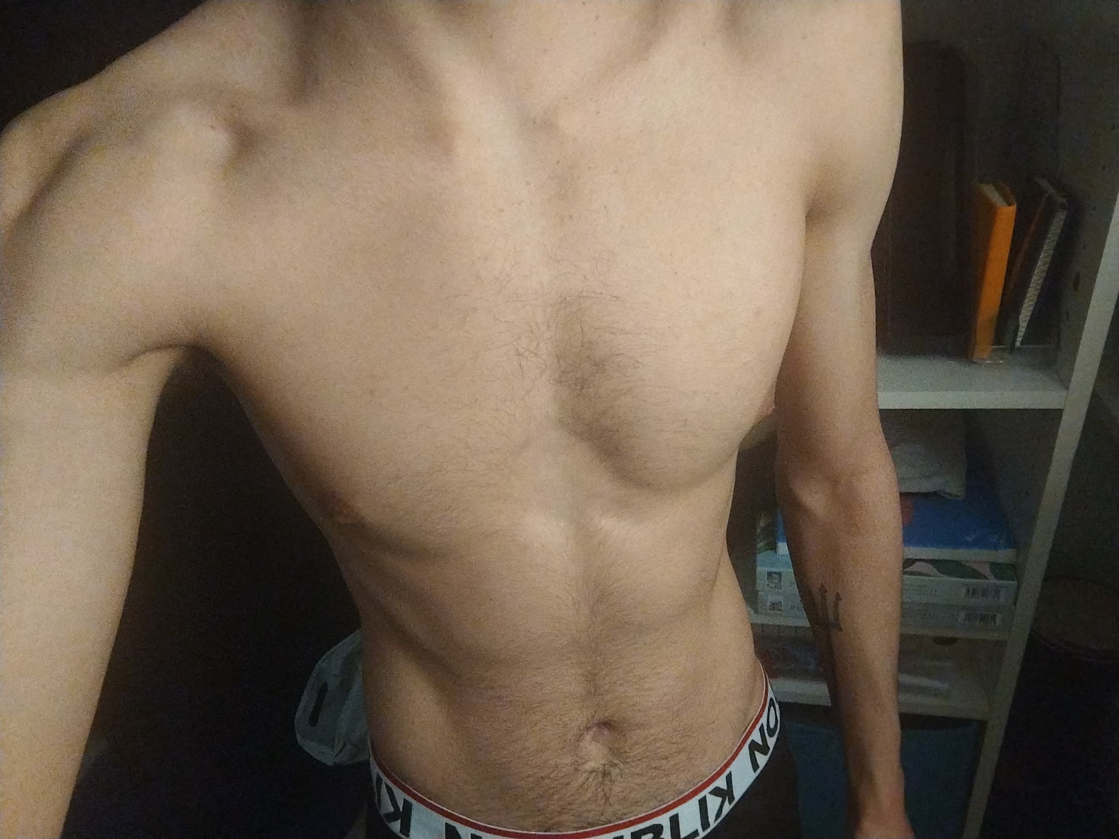 Profil de Farell, 27 ans, Rencontre célibataire à Dino (Tessin)