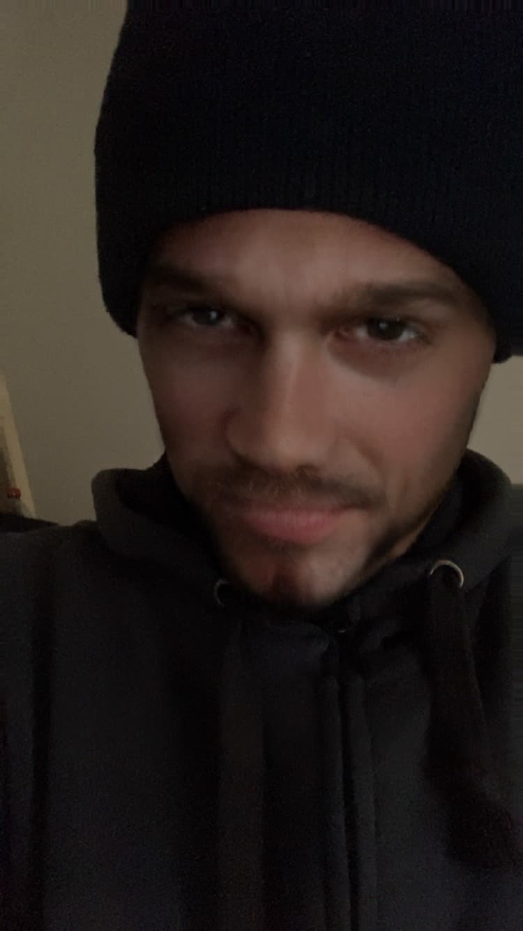 Profil de Arkan, 19 ans, Rencontre célibataire à Gächlingen (Schaffhouse)