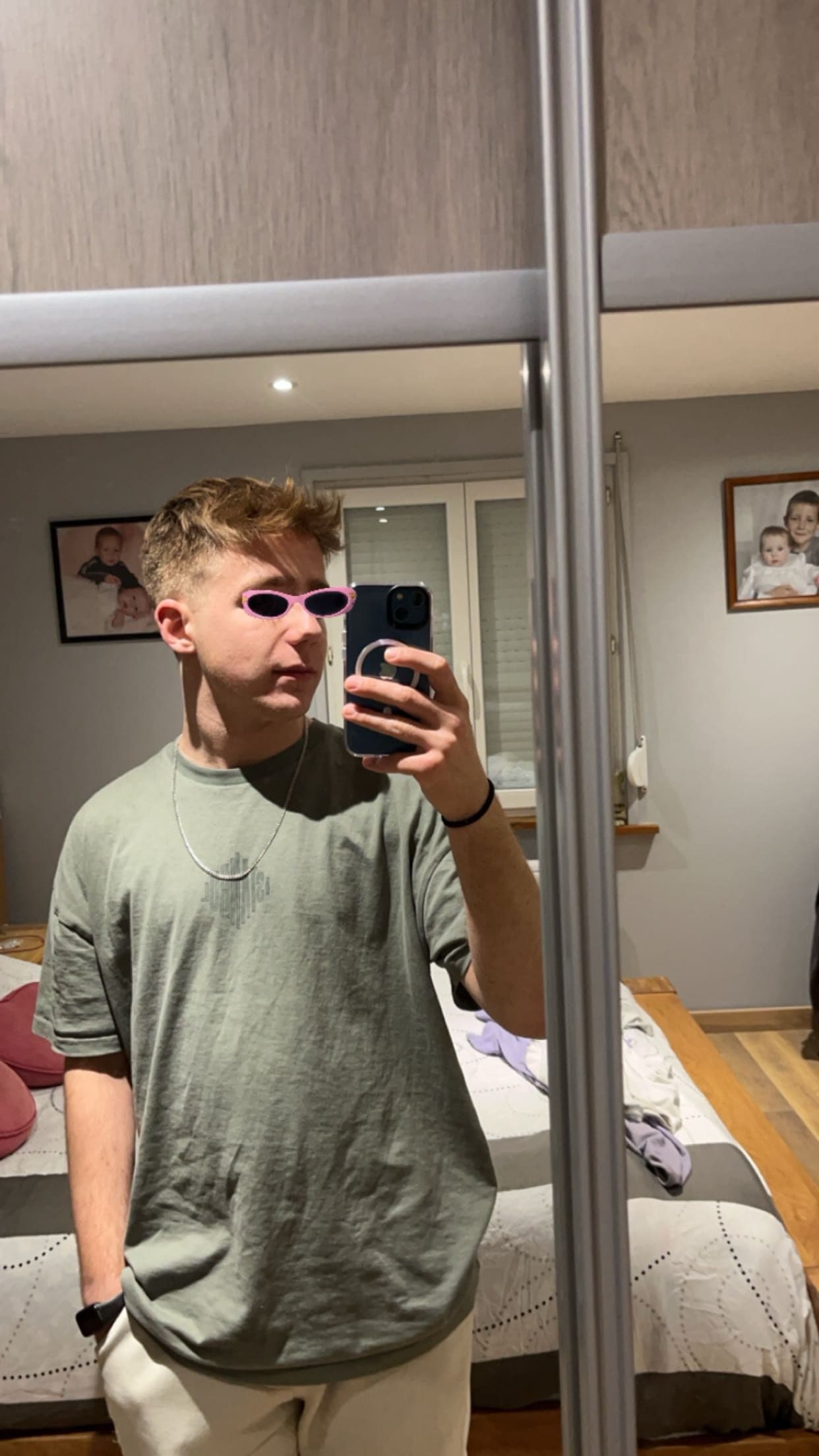 Profil de Basile, 23 ans, Rencontre célibataire à Les Crosets (Valais)