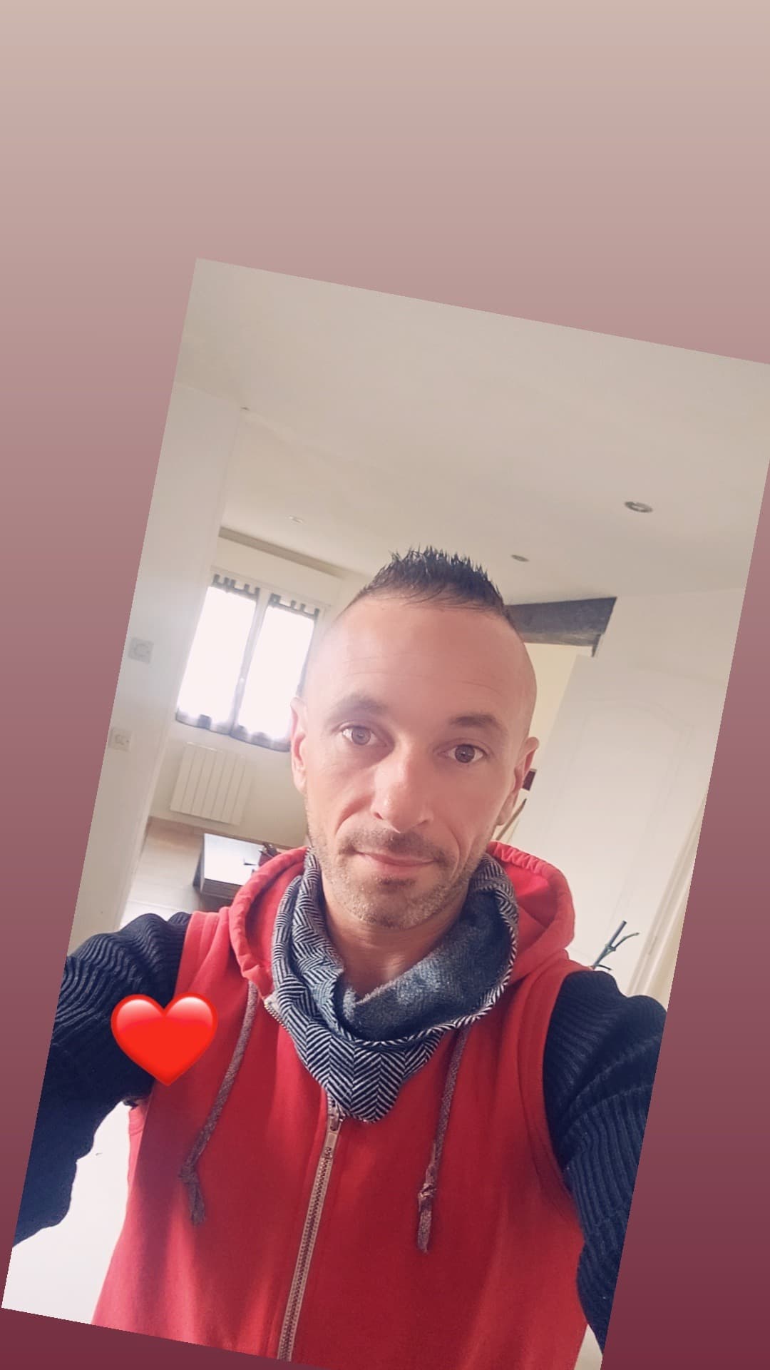 Profil de Eloan, 36 ans, Rencontre célibataire à Pringy (Fribourg)