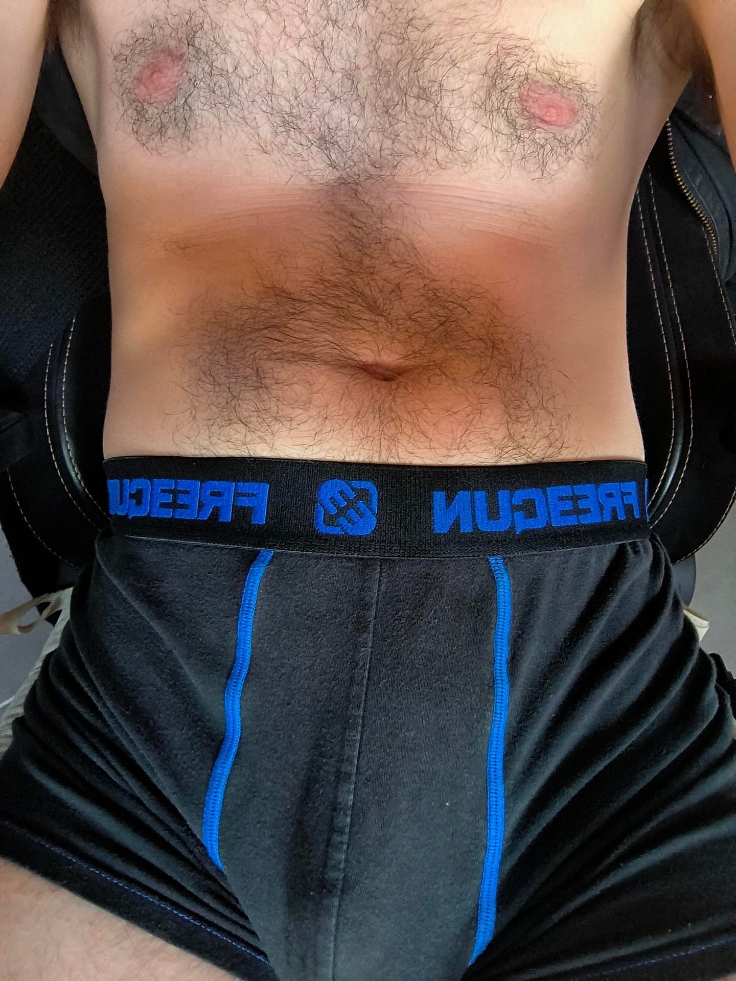 Hadriel - Rencontre célibataire à Cimadera Profil de Hadriel, 41 ans, Rencontre célibataire à Cimadera (Tessin)