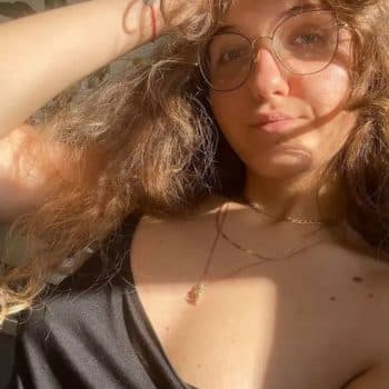 Julia - Rencontre célibataire à Sils/Segl Maria Profil de Julia, 23 ans, Rencontre célibataire à Sils/Segl Maria (Grisons)