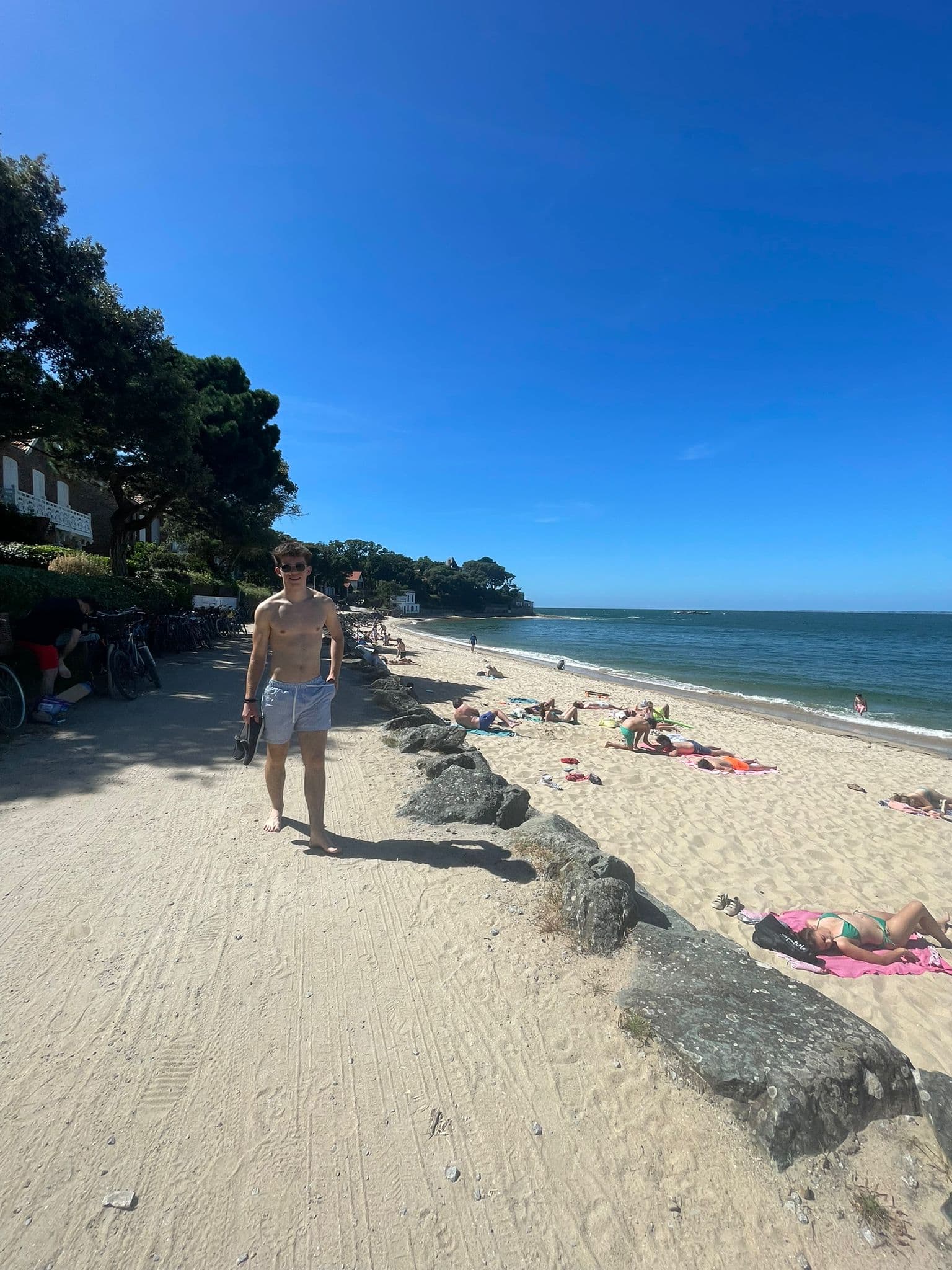 Ahmad - Rencontre célibataire à Villa Bedretto Profil de Ahmad, 22 ans, Rencontre célibataire à Villa Bedretto (Tessin)