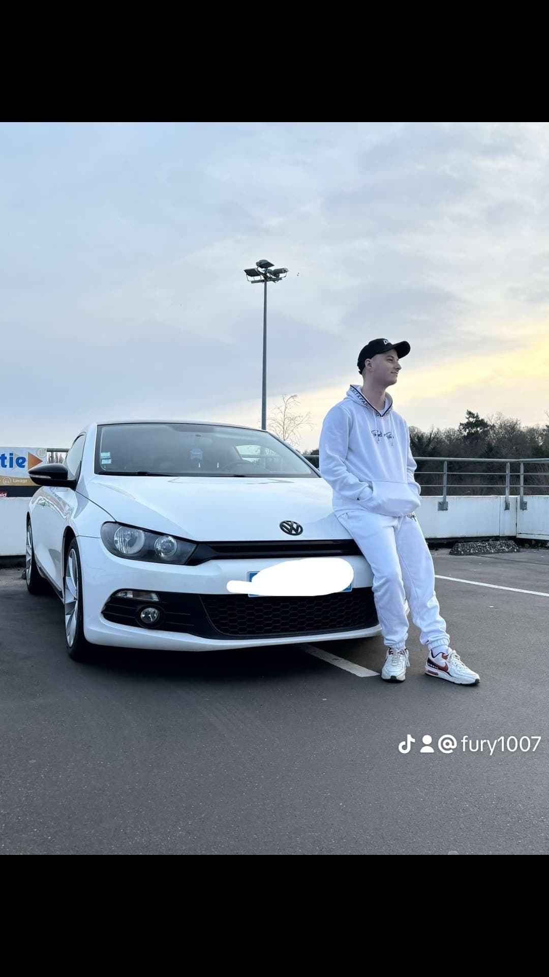 Rayane - Rencontre célibataire à Les Vieux-Prés Profil de Rayane, 24 ans, Rencontre célibataire à Les Vieux-Prés (Neuchâtel)