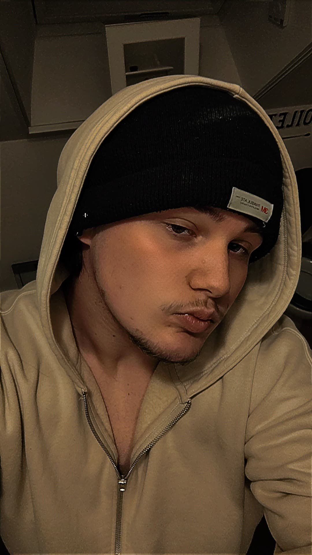 Keyron - Rencontre célibataire à Brione sopra Minusio Profil de Keyron, 43 ans, Rencontre célibataire à Brione sopra Minusio (Tessin)