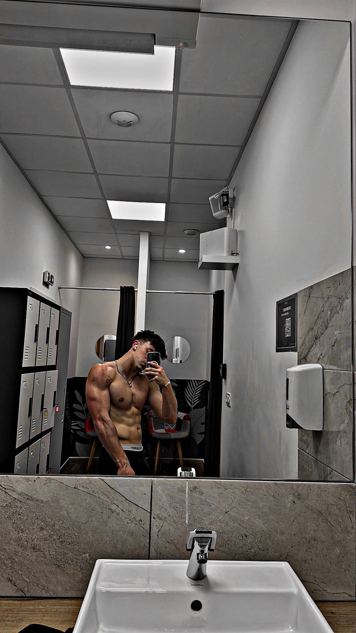 Filip - Rencontre célibataire à Riehen Profil de Filip, 34 ans, Rencontre célibataire à Riehen (Bâle-Ville)