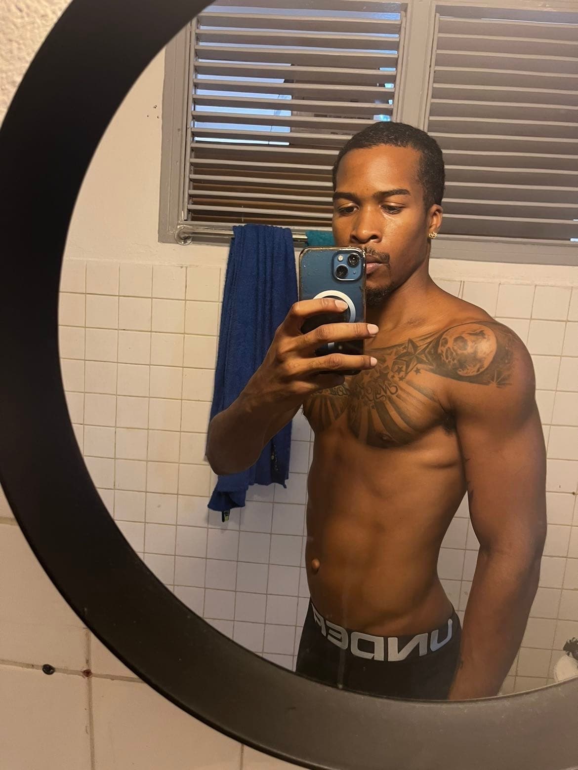 France - Rencontre célibataire à Lugano Profil de France, 19 ans, Rencontre célibataire à Lugano (Tessin)