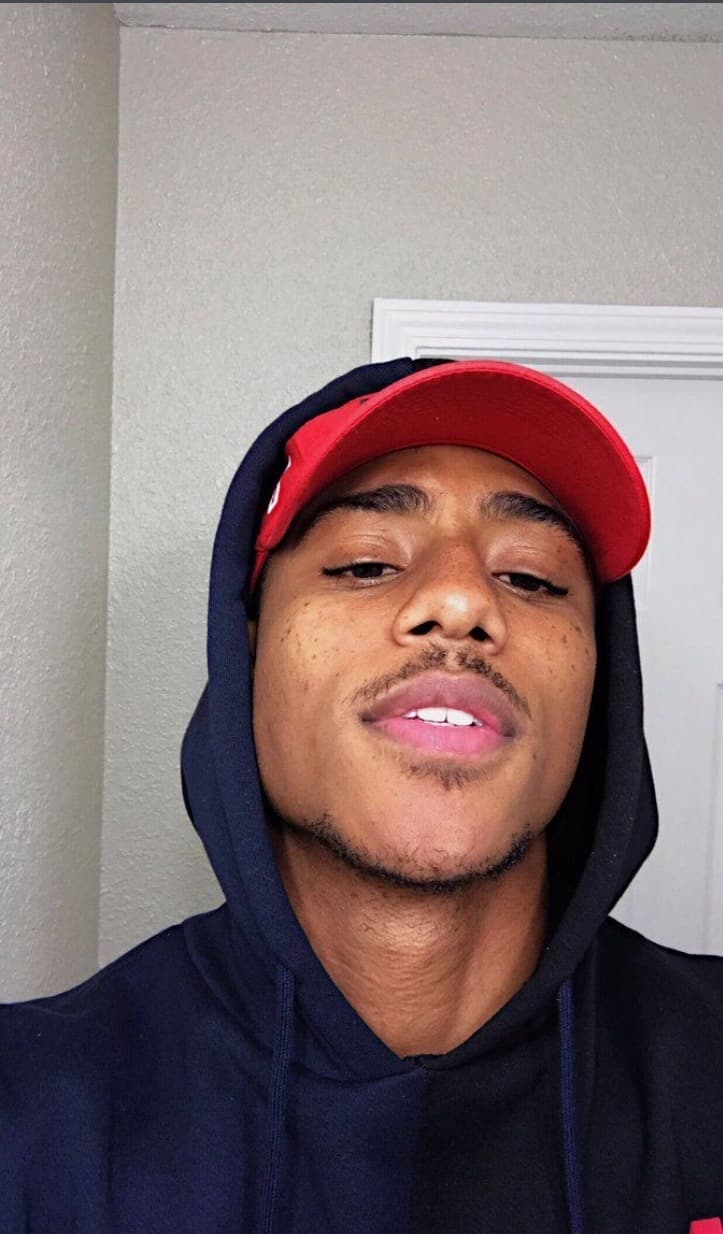 Adam - Rencontre célibataire à Oberflachs Profil de Adam, 29 ans, Rencontre célibataire à Oberflachs (Argovie)