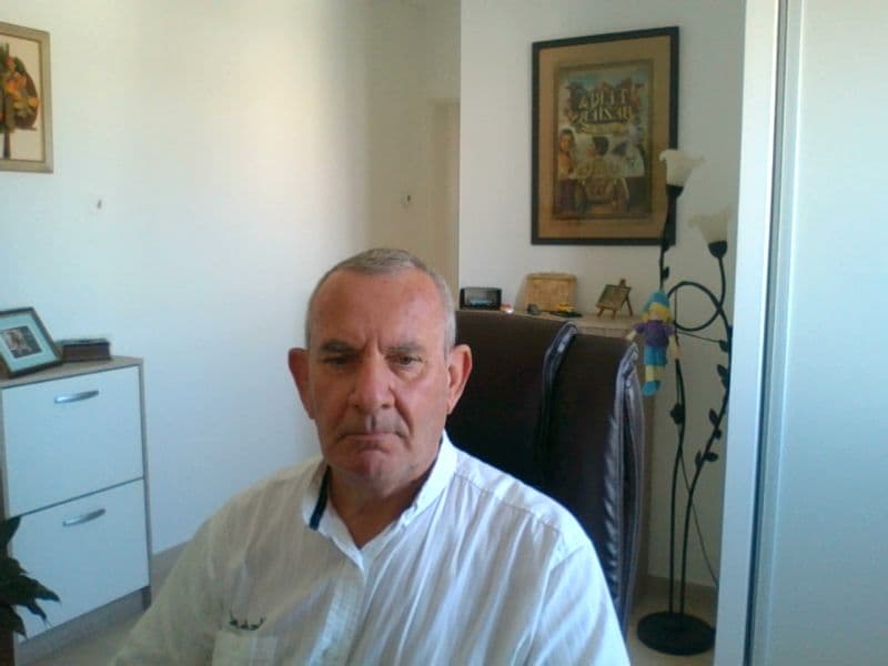 Aurélien - Rencontre célibataire à Neuenkirch Profil de Aurélien, 48 ans, Rencontre célibataire à Neuenkirch (Lucerne)