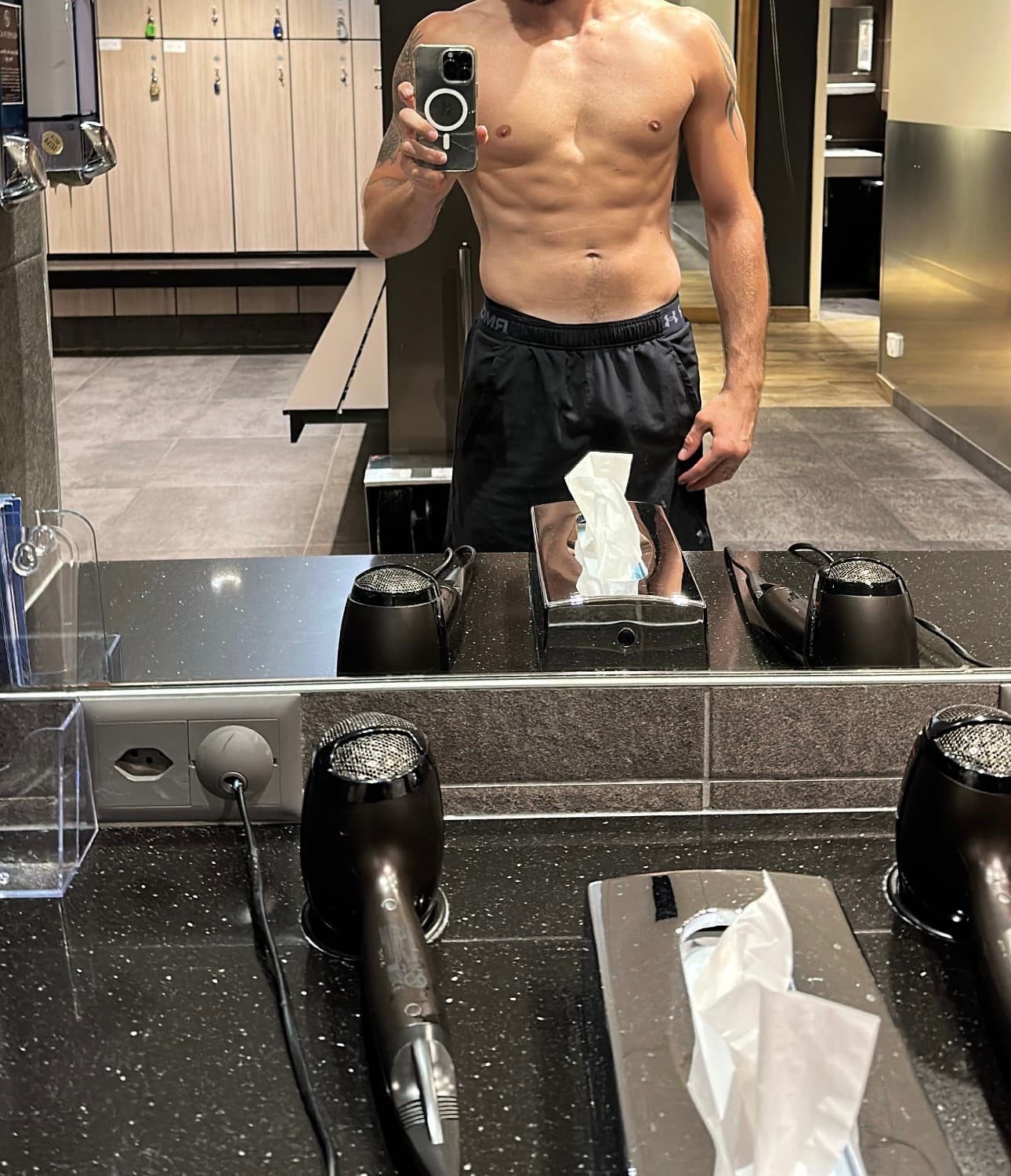 Iyed - Rencontre célibataire à St-Sulpice NE Profil de Iyed, 55 ans, Rencontre célibataire à St-Sulpice NE (Neuchâtel)