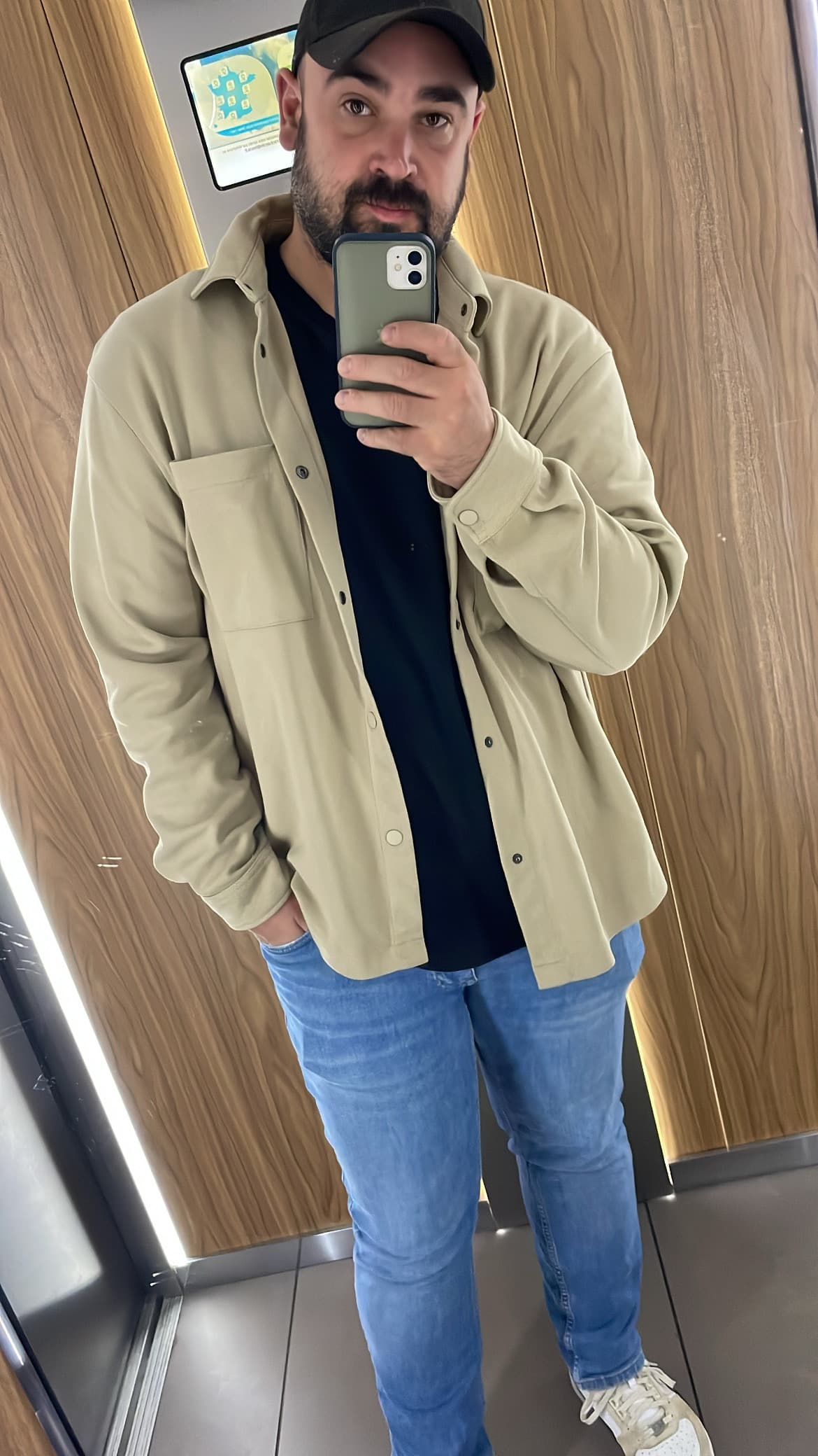 Mohamad - Rencontre célibataire à Calpiogna Profil de Mohamad, 24 ans, Rencontre célibataire à Calpiogna (Tessin)